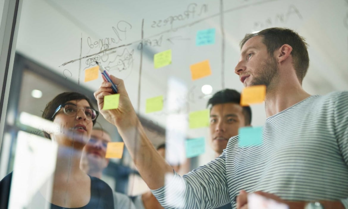 ¿Cómo ser más productivo sin trabajar tanto?